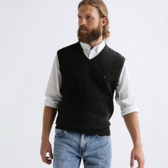 Tommy Hilfiger Premium Lambswool Vest Sweater Knit Size Medium Black - Picture 1 of 15